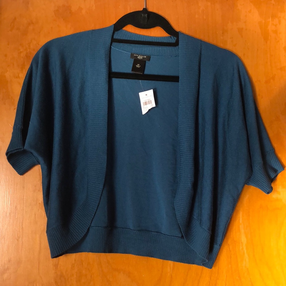ANN TAYLOR Cropped Ribbed Short Sleeve Cardigan